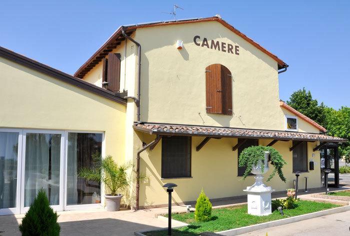 Locanda Del Lupo ファエンツァ エクステリア 写真
